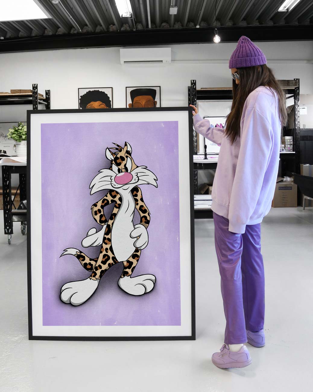 Looney Leo – Purple